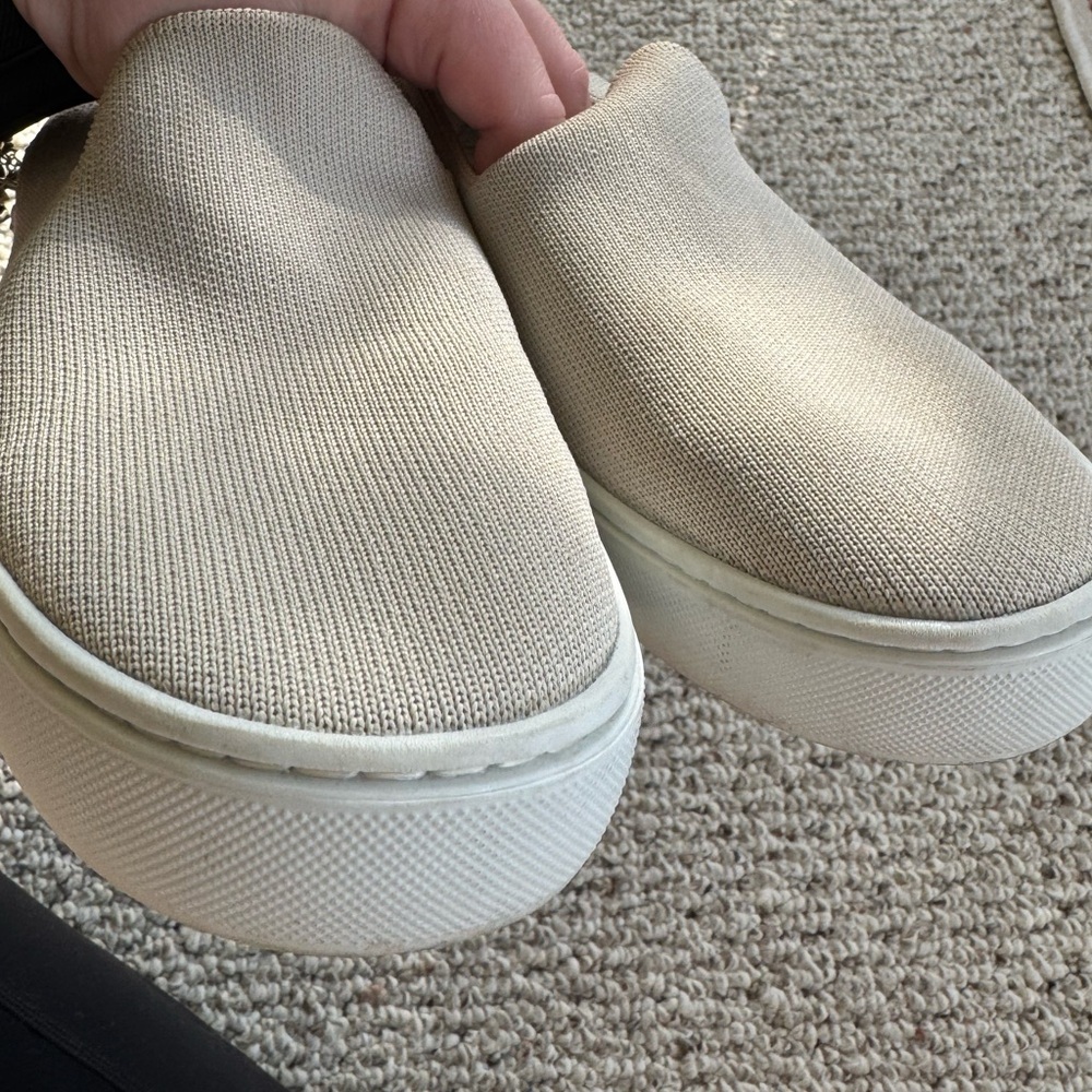 Rothy's Womens Size 8.5 The Original Sneaker Sand Beige Slip On Knit Loafer Shoe - Picture 4 of 5